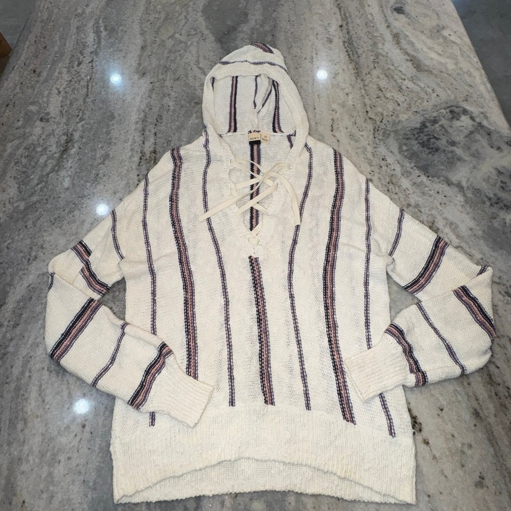 Roxy Medium Knit Crochet Hoodie Cover Up Beach Surfer Long Sleeve Henley